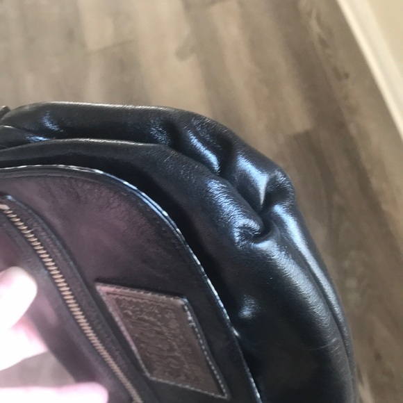 Coach - Picture 10 of 16